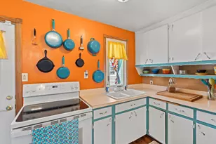 3818 S 18th St, Milwaukee, WI 53221 - Photo 9