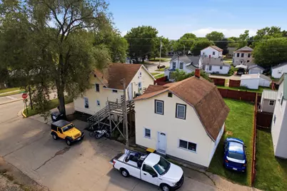 321 E Washington St, Prairie Du Chien, WI 53821 - Photo 37