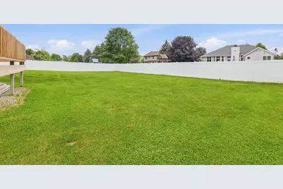 712  Ash Cir, Plymouth, WI 53073 - Photo 33
