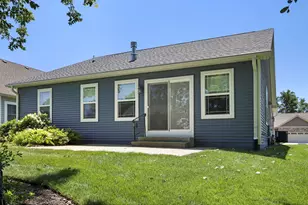 223 Summerhaven Ln, Lake Geneva, WI 53147 - Photo 17