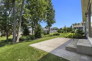 223 Summerhaven Ln, Lake Geneva, WI 53147 - Photo 3