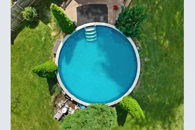 19500 W Pinecrest Ln, New Berlin, WI 53146 - Photo 31