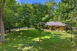 19500 W Pinecrest Ln, New Berlin, WI 53146 - Photo 43