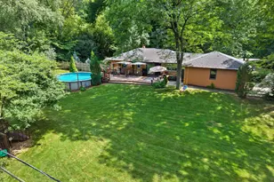 19500 W Pinecrest Ln, New Berlin, WI 53146 - Photo 33