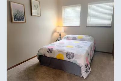 2130 W Howard Ave, Milwaukee, WI 53221 - Photo 19
