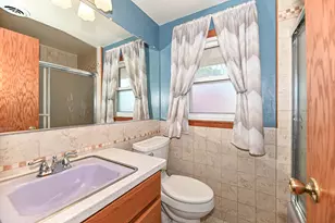7141 W Forest Home Ave, Greenfield, WI 53220 - Photo 19