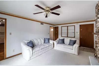 12600 W Wilbur Dr, New Berlin, WI 53151 - Photo 17