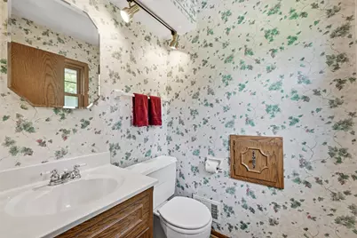 18440  Bristol Ln, Brookfield, WI 53045 - Photo 15