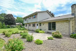 18440 Bristol Ln, Brookfield, WI 53045 - Photo 31
