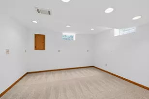 18440 Bristol Ln, Brookfield, WI 53045 - Photo 25