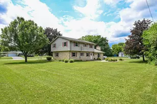 18440 Bristol Ln, Brookfield, WI 53045 - Photo 29
