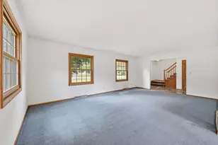 18440 Bristol Ln, Brookfield, WI 53045 - Photo 5