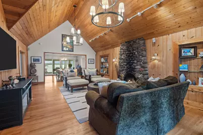 2145 E Lake Shore Dr, Twin Lakes, WI 53181 - Photo 11