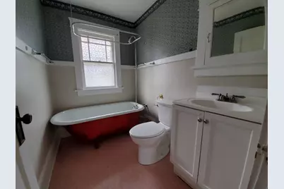 2423  20th St, Racine, WI 53403 - Photo 5