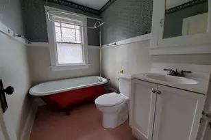 2423 20th St, Racine, WI 53403 - Photo 5