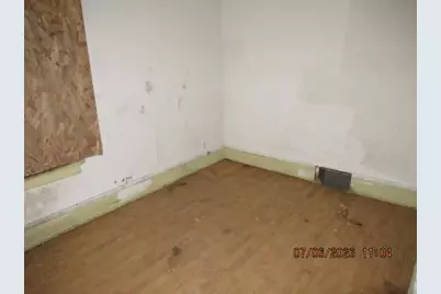 2723 N 40th St #2725, Milwaukee, WI 53210 - Photo 17