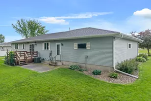 703 Hokah St, Caledonia, MN 55921 - Photo 39