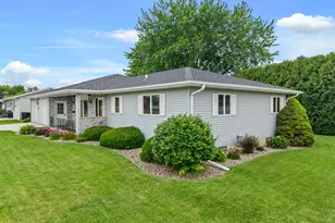 703 Hokah St, Caledonia, MN 55921 - Photo 37