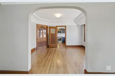 3812 E Carpenter Ave, Cudahy, WI 53110 - Photo 7