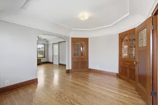 3812 E Carpenter Ave, Cudahy, WI 53110 - Photo 9