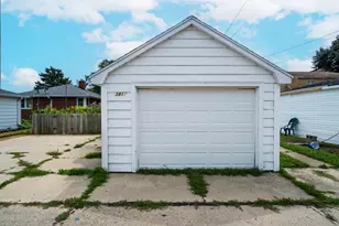 3812 E Carpenter Ave, Cudahy, WI 53110 - Photo 39