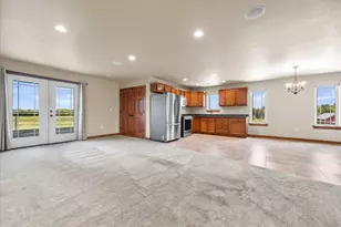 W187S10596 Kelsey Dr, Muskego, WI 53150 - Photo 39