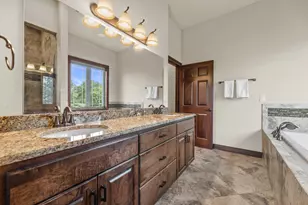 W187S10596 Kelsey Dr, Muskego, WI 53150 - Photo 19