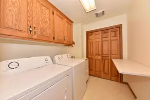 1322 Hidden Fields Dr, West Bend, WI 53095 - Photo 19