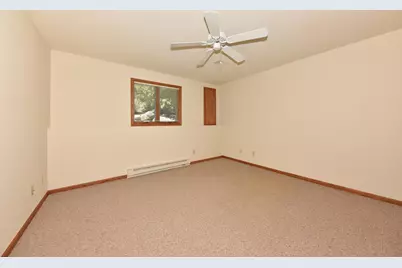 1322  Hidden Fields Dr, West Bend, WI 53095 - Photo 21