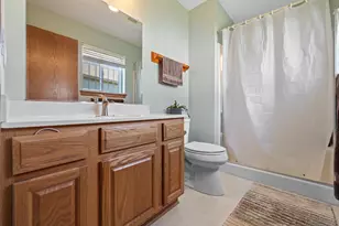 N170W19962 Willow Ridge Dr, Jackson, WI 53037 - Photo 13