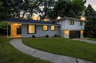 12246 W Euclid Ave, West Allis, WI 53227 - Photo 43