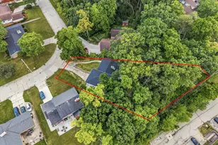 12246 W Euclid Ave, West Allis, WI 53227 - Photo 51