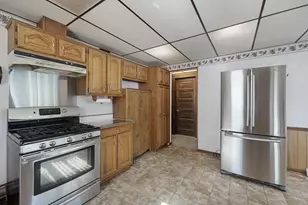 2910 W Mitchell St, Milwaukee, WI 53215 - Photo 5