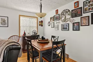 2216 La Follette Ave, Manitowoc, WI 54220 - Photo 3
