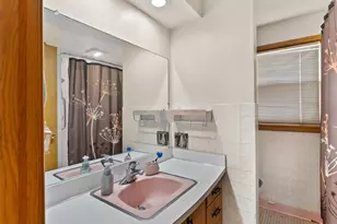 2216 La Follette Ave, Manitowoc, WI 54220 - Photo 13