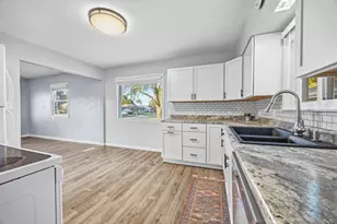 5303 65th St, Kenosha, WI 53142 - Photo 11