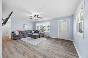 5303 65th St, Kenosha, WI 53142 - Photo 13