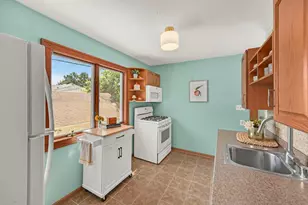 6419 Vista Ave, Wauwatosa, WI 53213 - Photo 13