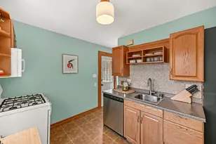 6419 Vista Ave, Wauwatosa, WI 53213 - Photo 11