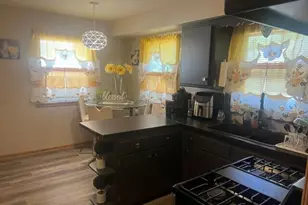 5131 W Willow Rd, Brown Deer, WI 53223 - Photo 5