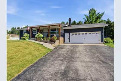4563  Harvest Cir, Manitowoc, WI 54220 - Photo 1