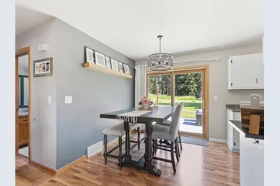 4563  Harvest Cir, Manitowoc, WI 54220 - Photo 7