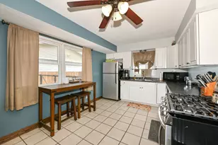 2526 Indian Trail, Racine, WI 53402 - Photo 5