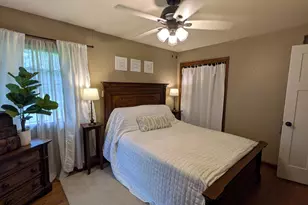W170N9325 Woodlawn Dr, Menomonee Falls, WI 53051 - Photo 11