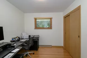7642 W Honey Creek Pkwy, West Allis, WI 53219 - Photo 25