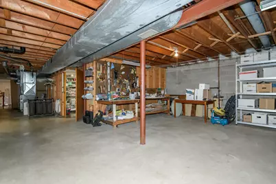 7642 W Honey Creek Pkwy, West Allis, WI 53219 - Photo 33