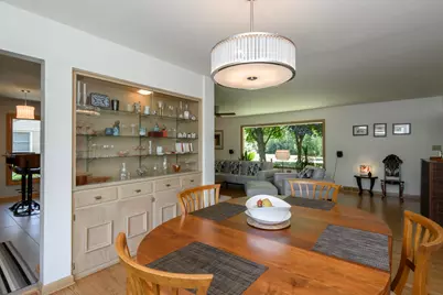 7642 W Honey Creek Pkwy, West Allis, WI 53219 - Photo 9