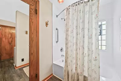 11510 W Wisconsin Ave, Wauwatosa, WI 53226 - Photo 15