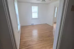 1337 S 63rd St, West Allis, WI 53214 - Photo 3