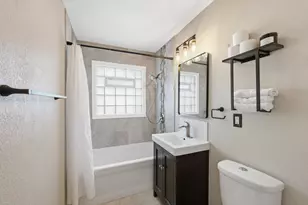 2792 S 58th St, Milwaukee, WI 53219 - Photo 19